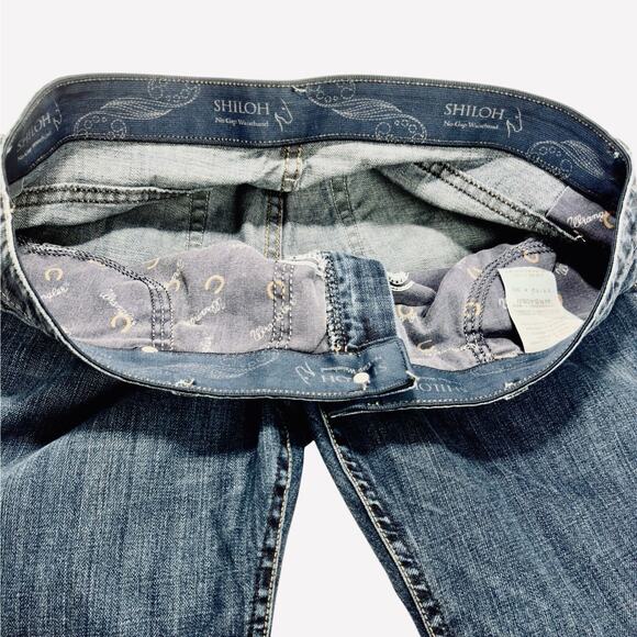 Wrangler Denim Jeans Shiloh Ultimate Riding Bootcut Women 11/12x30 36W Dark Wash - Picture 10 of 13